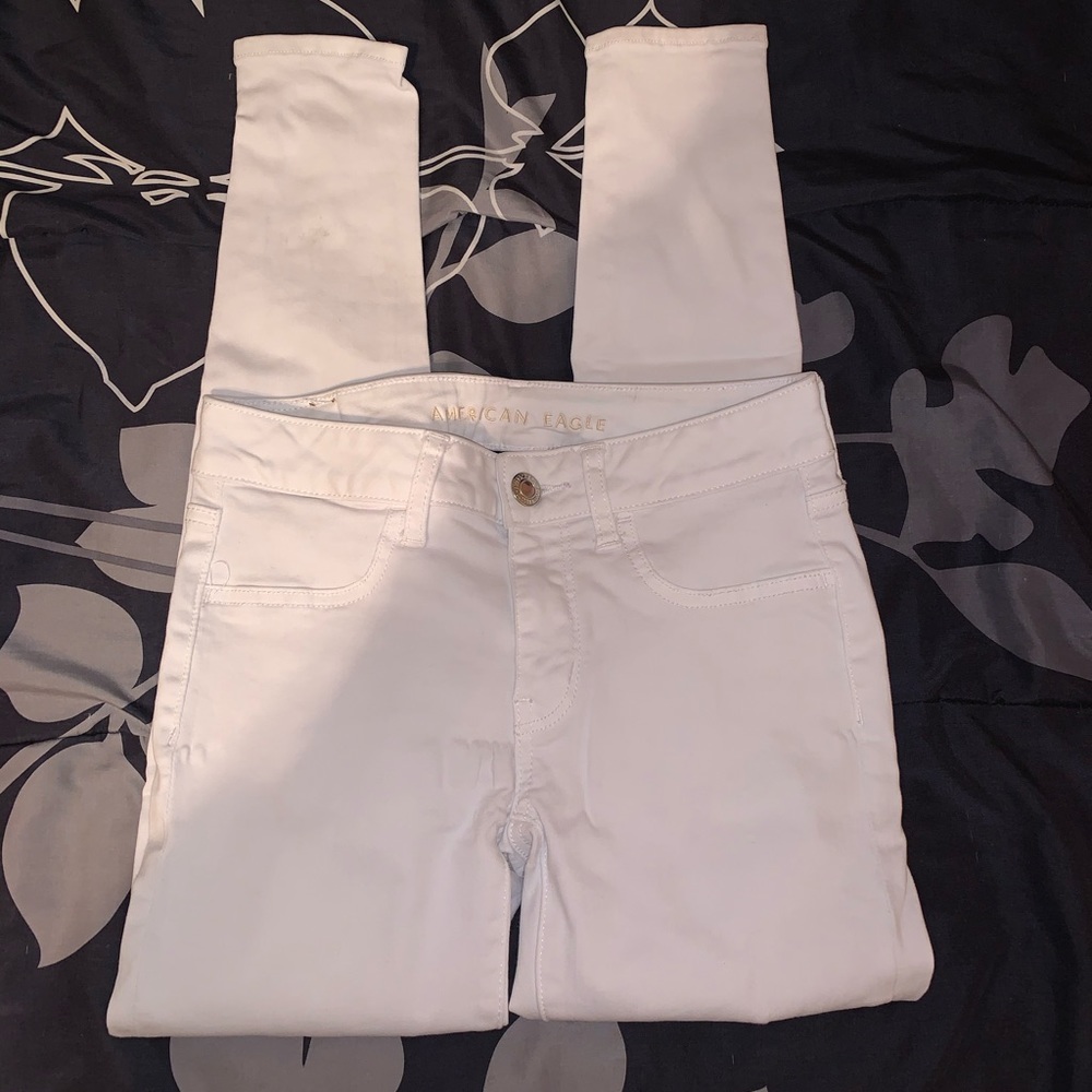 White American eagle jeans